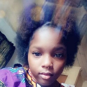 Meet your Posher, Laquana